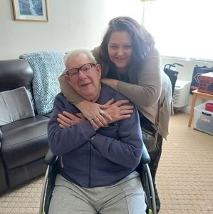 Meet your Posher, Lorie